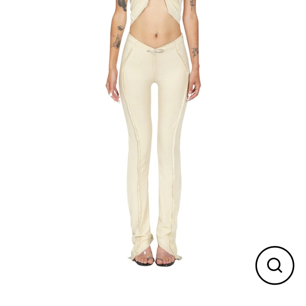 ASYMMETRIC PANTS IN IVORY MESH